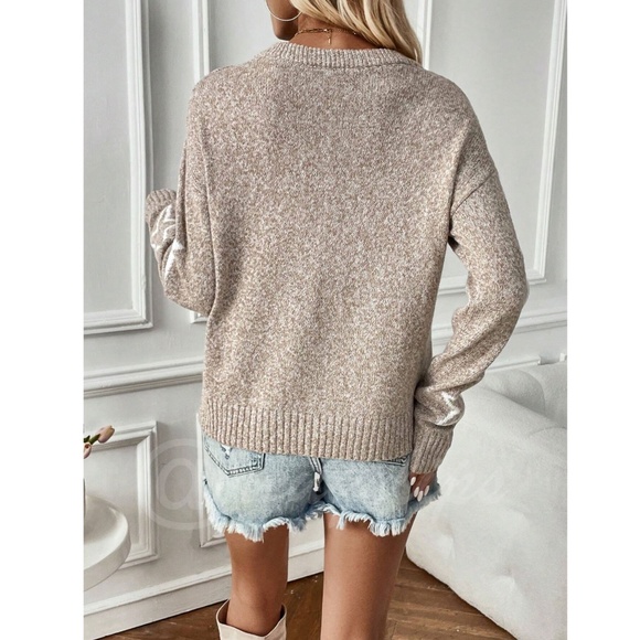 Star Print Knit Sweater Pullover Long Sleeve White on Khaki Drop Shoulder - Picture 3 of 7